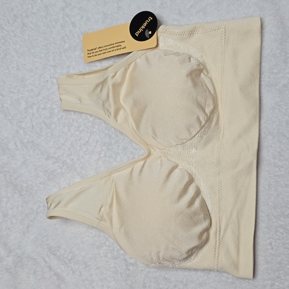 Truekind Everyday Throw-on Wireless Bralette - Picture 2 of 7